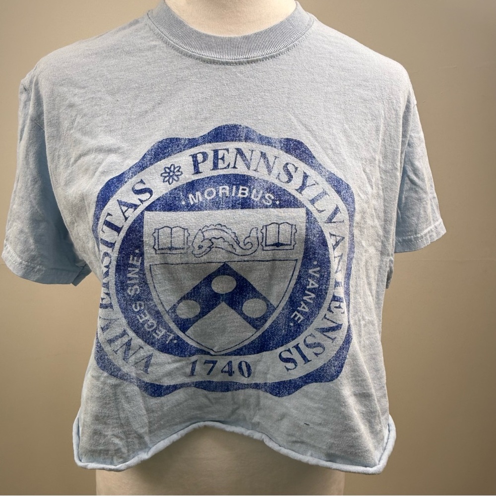 Penn State Nittany Lions Cropped Graphic T-Shirt | Preowned - Picture 4 of 7